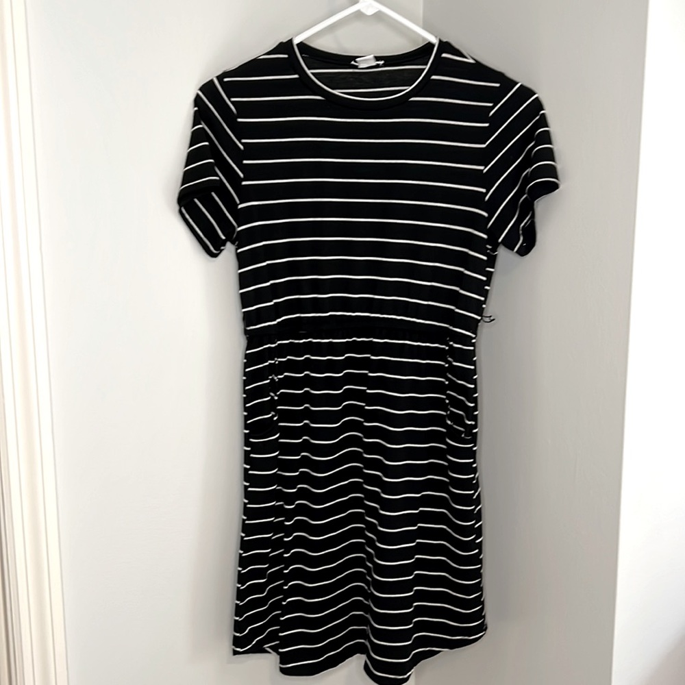Kids size 13-14, forever 21 dress
